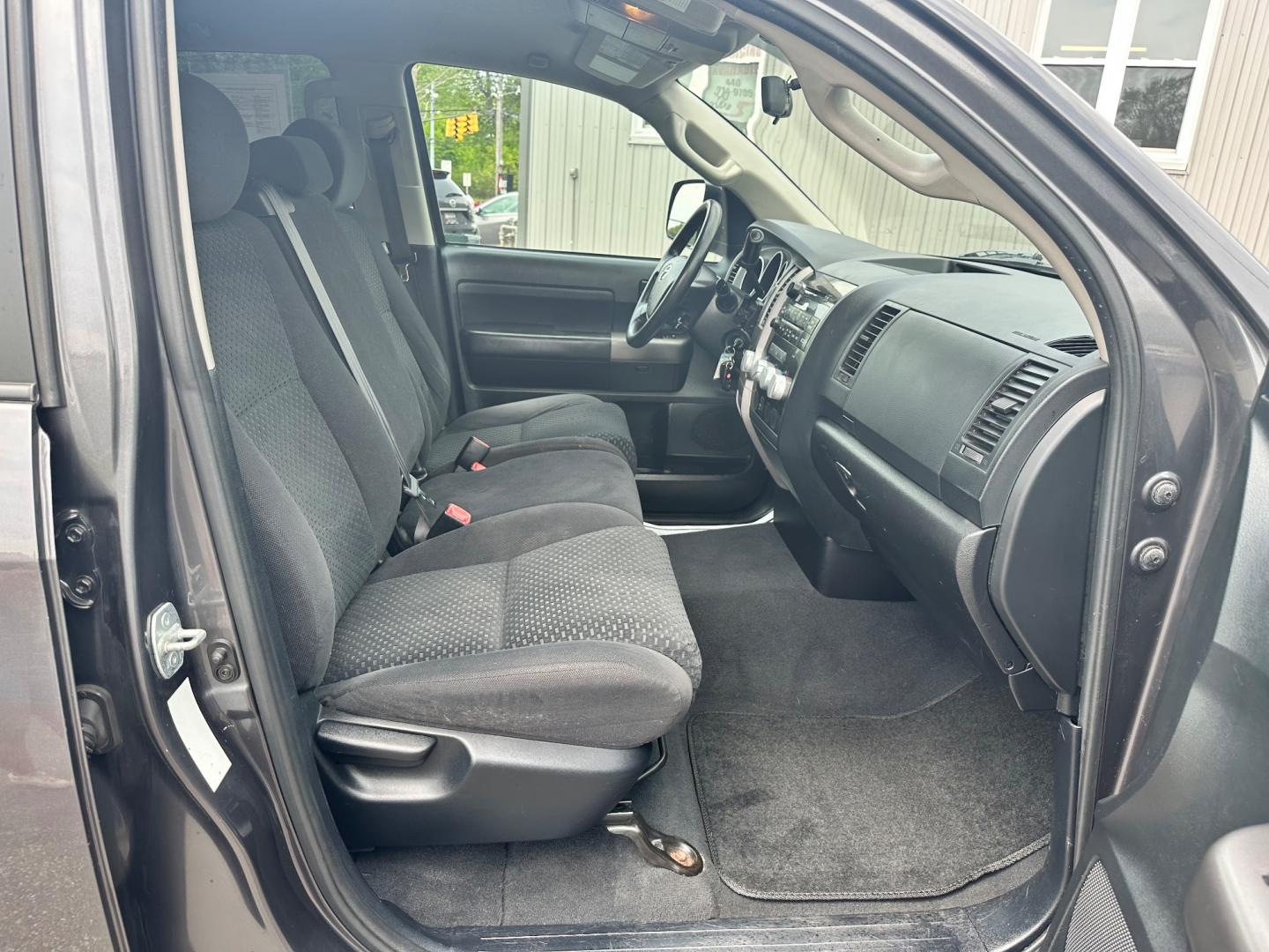 2011 Gray /Black Toyota Tundra SR5 (5TFUM5F12BX) with an 4.6L V8 engine, 6-speed automatic transmission, located at 11115 Chardon Rd. , Chardon, OH, 44024, (440) 214-9705, 41.580246, -81.241943 - Photo#44